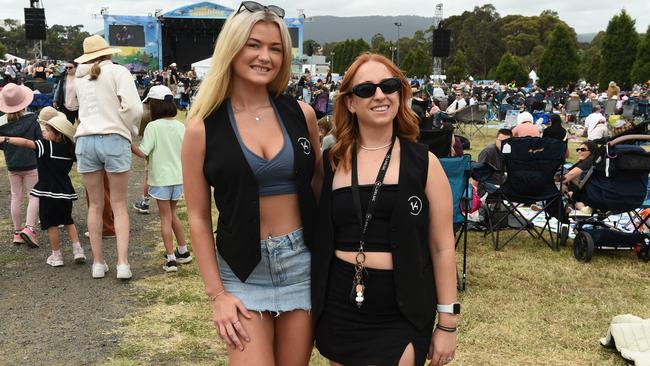 Hello Sunshine Music &amp; Food Festival. Taylor Edwards and Sam Mitchell Picture: David Smith