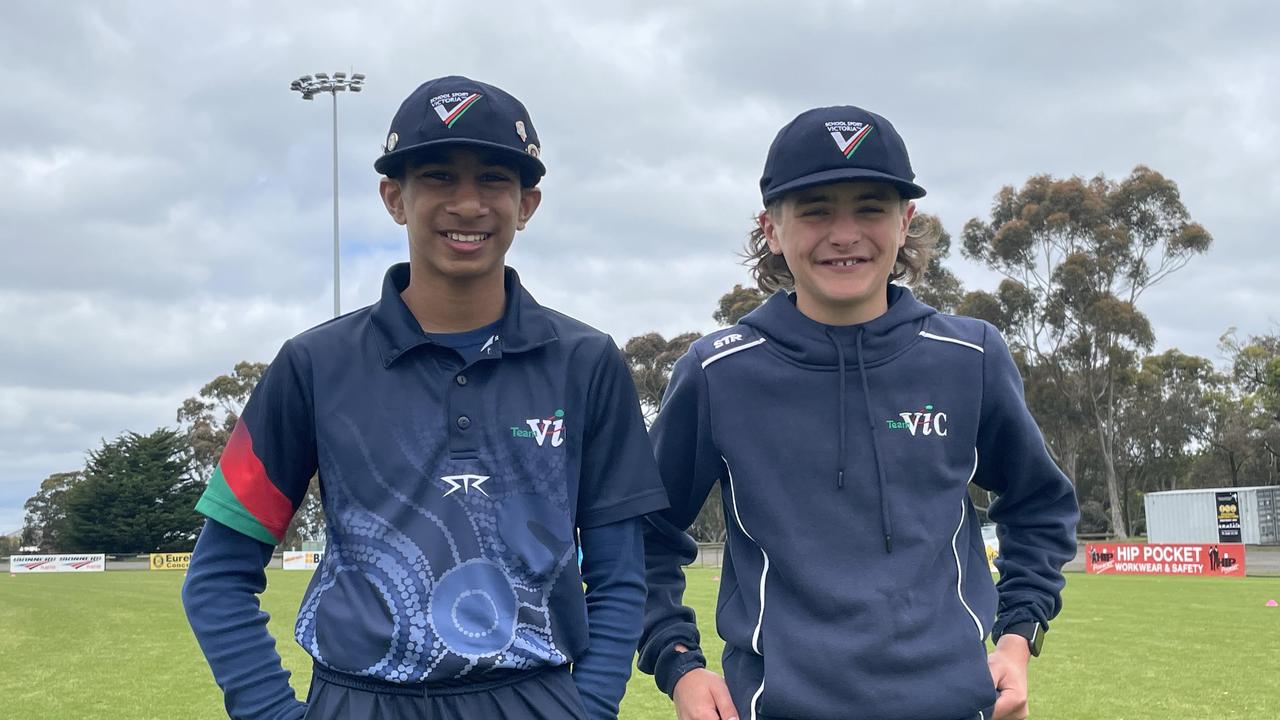 Victoria Blue captains Ashley Fernando and Harry Lindsay. Picture: Shane Jones.