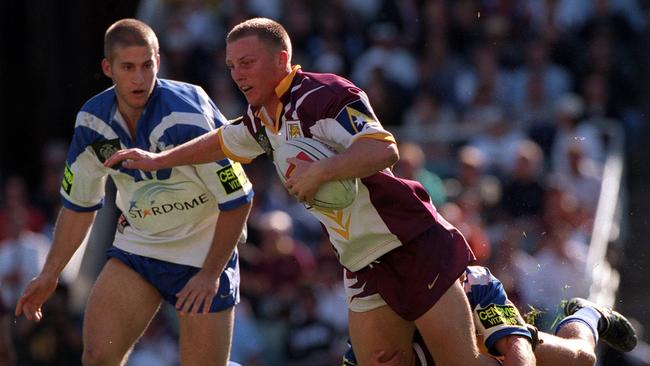 Darren Lockyer tries to break through for the Broncos during the 1998 grand final against the Bulldogs.