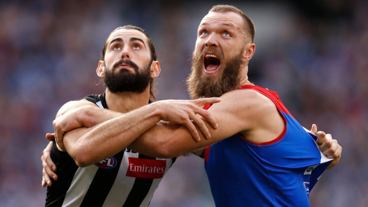 MELBOURNE, AUSTRALIA - JUNE 10: Brodie Grundy of the Magpies and Max Gawn of the Demons compete for the ball during the 2019 AFL round 12 match between the Collingwood Magpies and the Melbourne Demons at the Melbourne Cricket Ground on June 10, 2019 in Melbourne, Australia. (Photo by Michael Willson/AFL Photos via Getty Images)