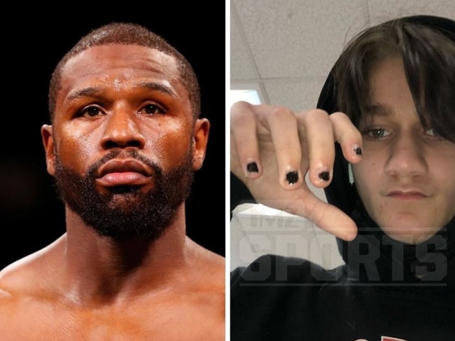 Floyd Mayweather rejected a fan's selfie request.