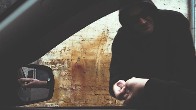 Buying Drugs On The Street From Dealer iStock, Drugs generic, drugs dealer