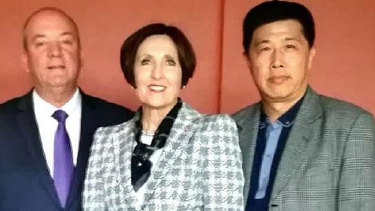 Daryl Maguire with Louise Raedler Waterhouse and Ho Yuen Li in 2017 (source: ICAC).