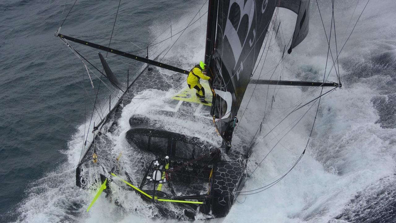 Alex thomson clearance vendee globe