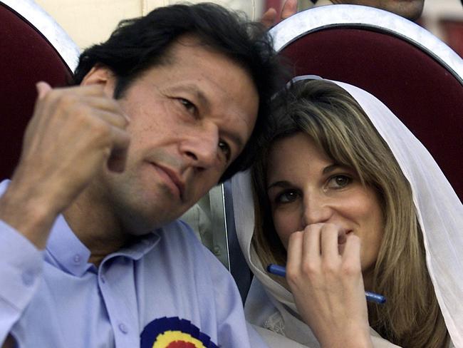 The Pakistani cricket star-turned-politician with his first wife Jemima, the daughter of British billionaire James Goldsmith.