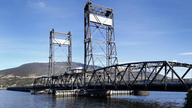 A long-awaited replacement for the Bridgewater Bridge didn’t rate a mention in last night’s Federal Budget..