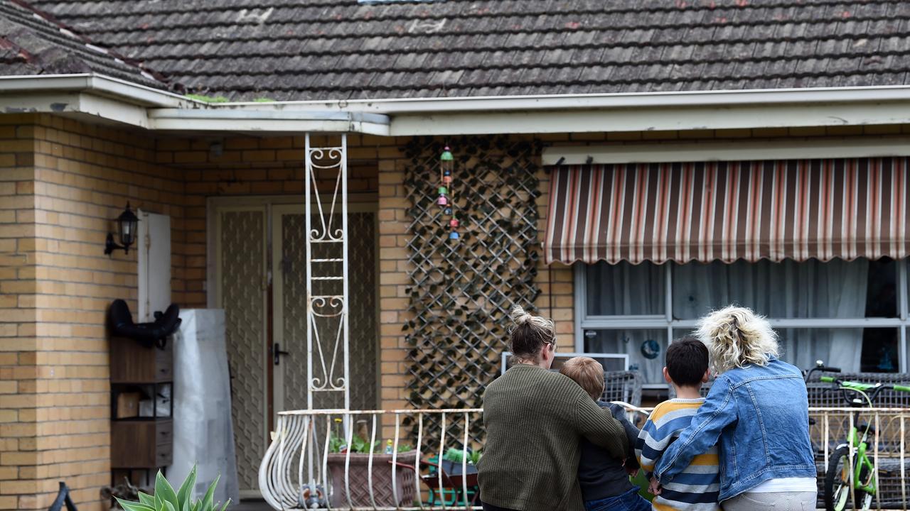 This Bell Park family says mould is spreading throughout their rental home.