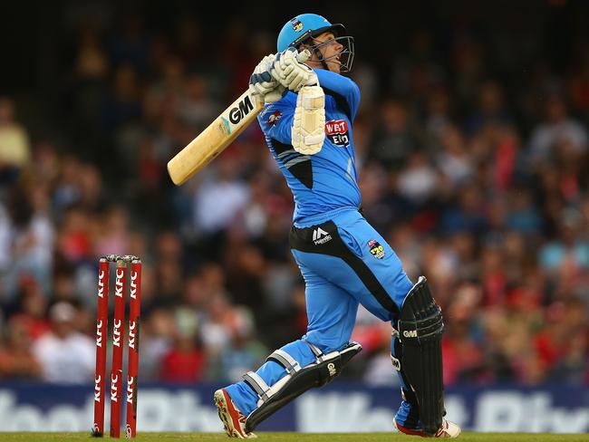Strikers batsman Travis Head smashed 71 from 34 balls against the Renegades.
