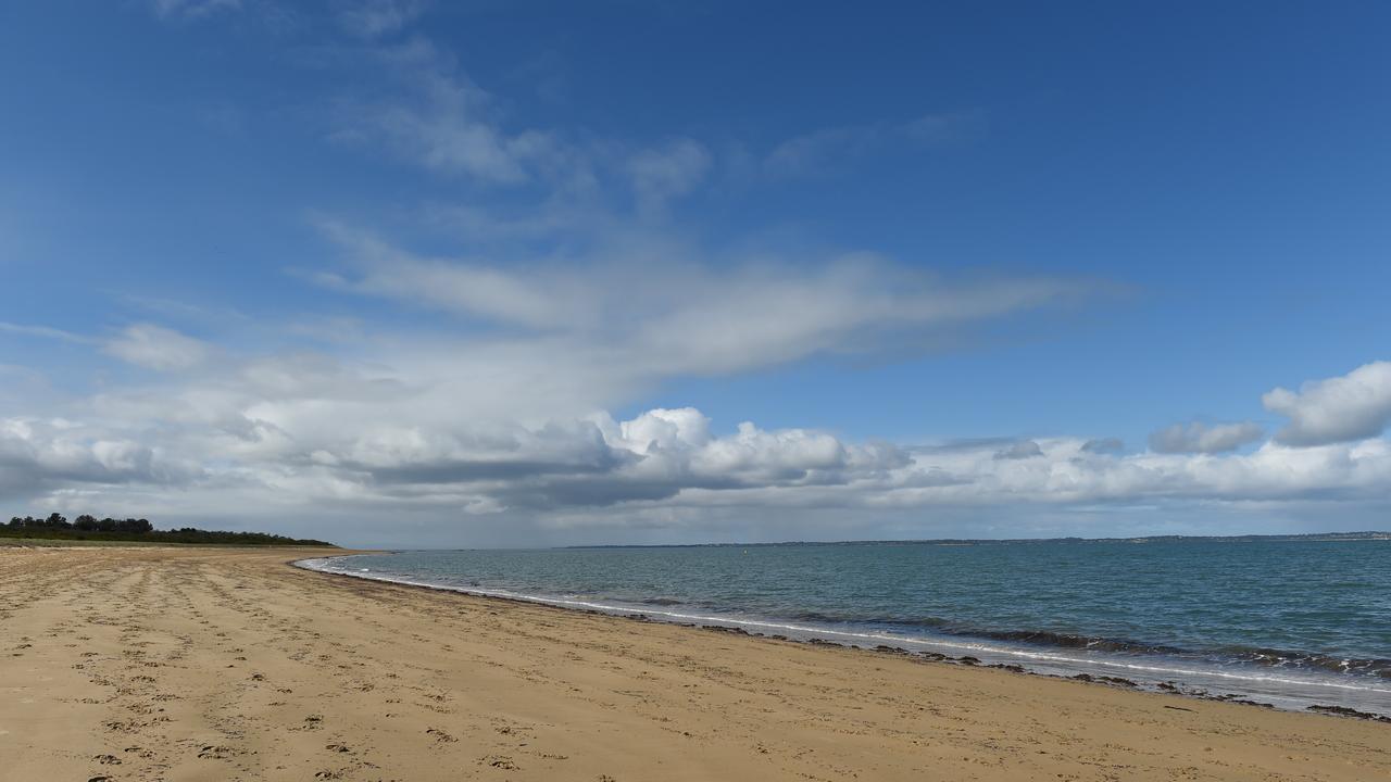 The man was pulled from the ocean off Balnarring Beach but was unable to be revived.