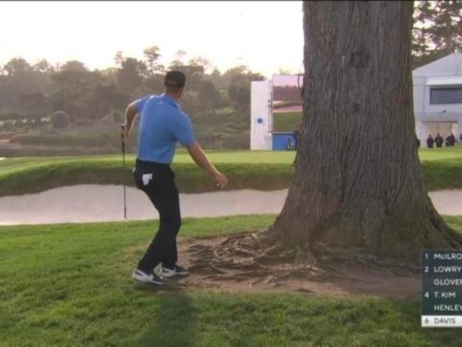 Davis pulls off ABSURD shot of tree root