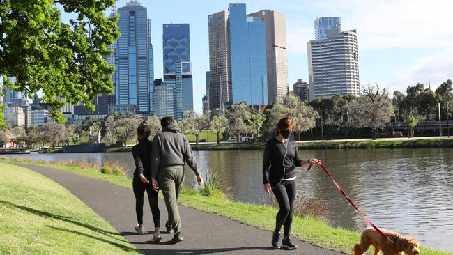 Melburnians get out for their daily exercise during stage four lockdown. Picture: David Crosling