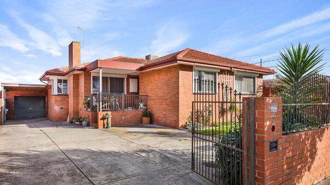 2 Kumali Crt, Noble Park.