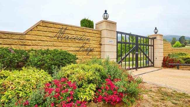 The front gate to Lloyd Williams’ Macedon Lodge.