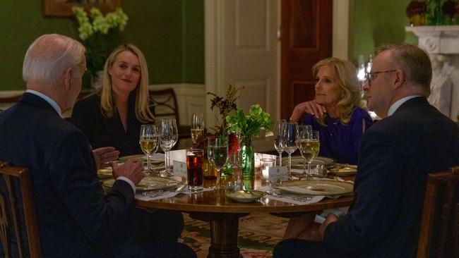 Mr Biden, left, Ms Haydon, Dr Biden and Mr Albanese at dinner. Picture: PMO