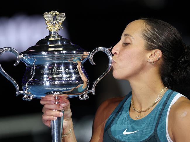 MELBOURNE, AUSTRALIA - JANUARY 25: Madison Keys of the United States poses with the Daphne Akhurst Memorial Cup after the Women's Singles Trophy Presentation following the Women's Singles Final against Aryna Sabalenka during day 14 of the 2025 Australian Open at Melbourne Park on January 25, 2025 in Melbourne, Australia. (Photo by Clive Brunskill/Getty Images)