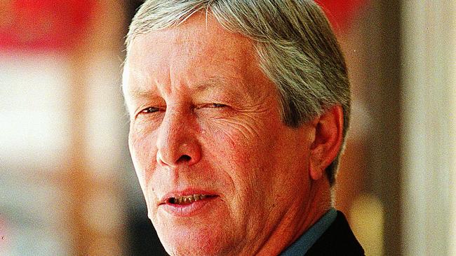 paul hulme manly police inspector outside the police integrity commission in Sydney  tues 4 dec 2001 edit Picture: Joe Murphy