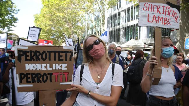 Nurses from across Sydney gathered in front of NSW Parliament today to protest staff shortages and wages. Picture: NCA NewsWire / David Swift