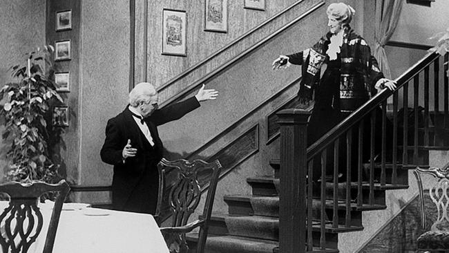 Freddie Frinton and May Warden in 1963 TV show Dinner For One.