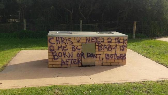 Frankston has been covered in graffiti by a woman asking Chris to contact her. Source: Frankston Community Noticeboard Facebook