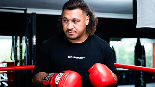 NRL star Josh Papalii prepares for his fight on Friday. Picture: Kaarin Helmers