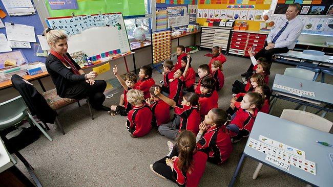 Teacher Sarah Priest with her class