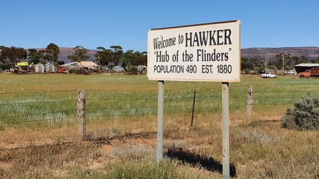 A population sign on the Cradock Rd entrance to Hawker. Picture: Jill Pengelley