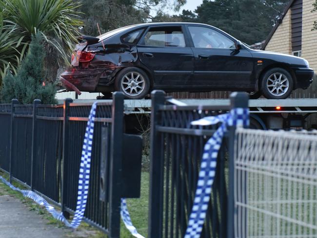 Police impound a car in Wendouree. Picture: Ian Wilson