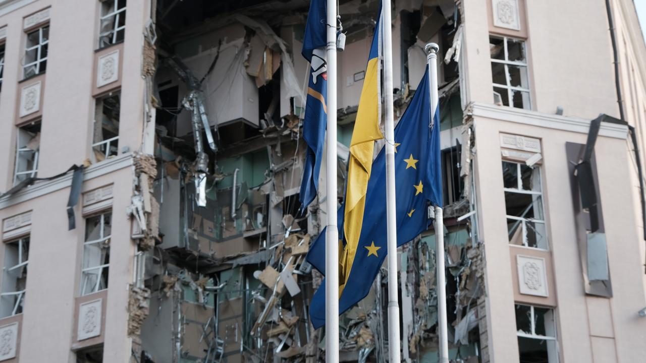 Part of a hotel sits destroyed following a missile attack on New Year‘s Eve in Kyiv, Ukraine. Picture: Spencer Platt/Getty Images