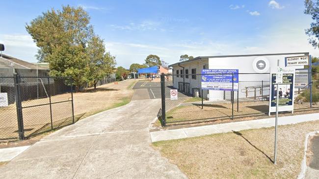 Families associated with the York St kindergarten, located on the Glenroy West Primary School site, will be forced to complete another fortnight in quarantine.