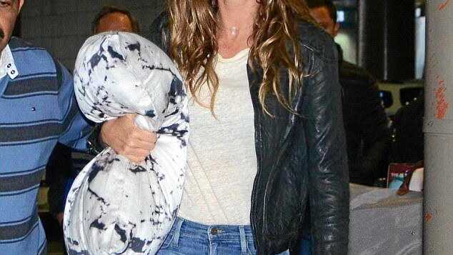 Giselle Bundchen snapped with a Shhh Silk marble pillowcase. Picture: contributed