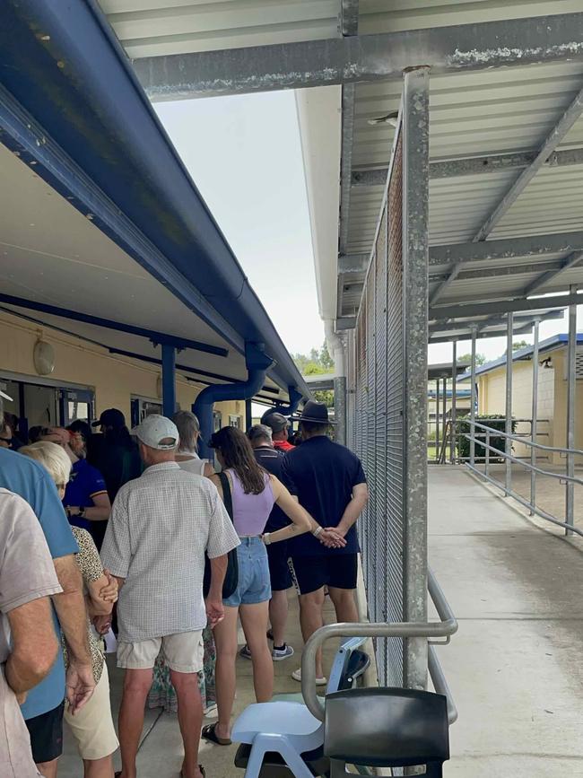 There were large lines of people at the Torquay State School voting booths on March 16, 2024.