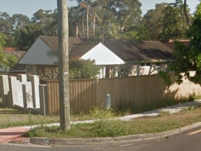 The site of a proposed boarding house on Warringah Rd.