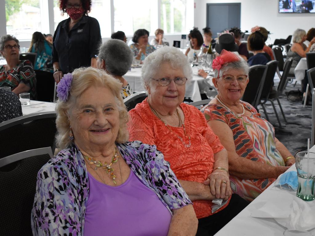 Maureen Longstaff, Shirley Whitton, and June Bellenger at the Grafton District Services Club 2021 Melbourne Cup Luncheon.