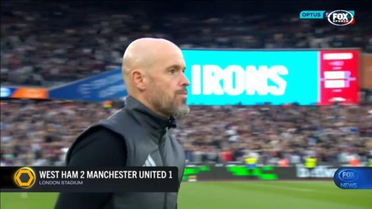 Ten Hag blows up after VAR decision