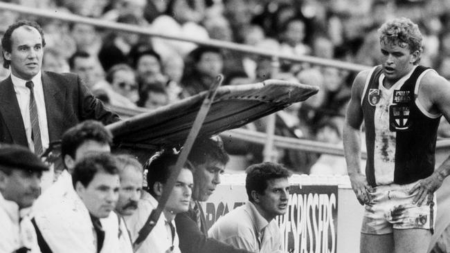 Ken Sheldon left the coach’s box to have words with Craig Devonport.