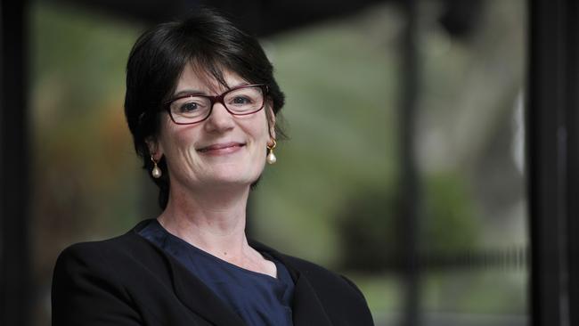 Labor is poised to switch to high-profile Melbourne barrister Fiona McLeod as its candidate for the blue-riband Melbourne seat of Higgins.