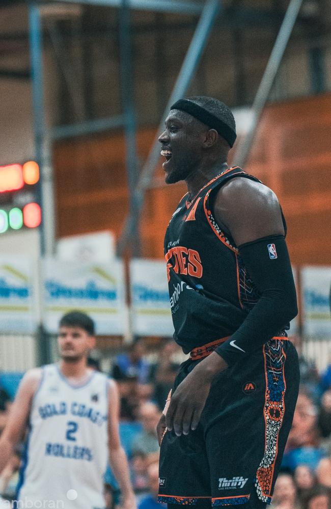 Kouat Noi playing for the Darwin Salties in Round 3 of the 2024 NBL1 North season. Picture: Jack Riddiford