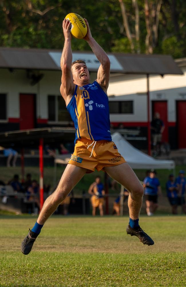 Wanderers midfielder Jaxon East in action during the NTFL season. Picture: NTFL Media