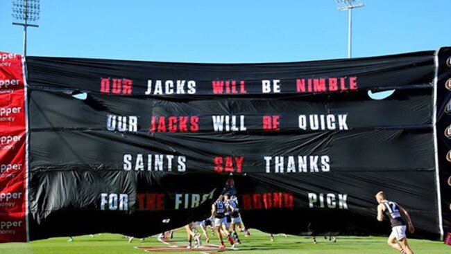 St Kilda banner before Haw game