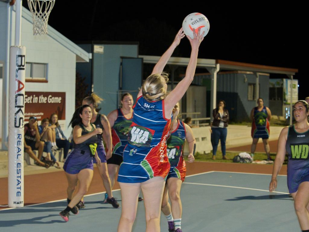 At full stretch, brothers Jen Jenkins receives a fast ball in the 2021 Mackay Netball Association seniors grand final. September 4th, 2021 Picture: Marty Strecker