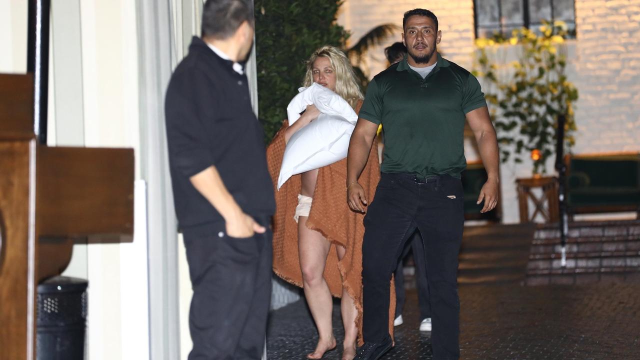 Britney emerged barefoot, wrapped in a blanket and carrying a pillow. Picture: BACKGRID