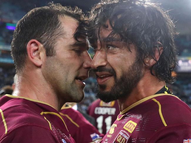 Cameron Smith and Johnathan Thurston. Picture: Getty Images