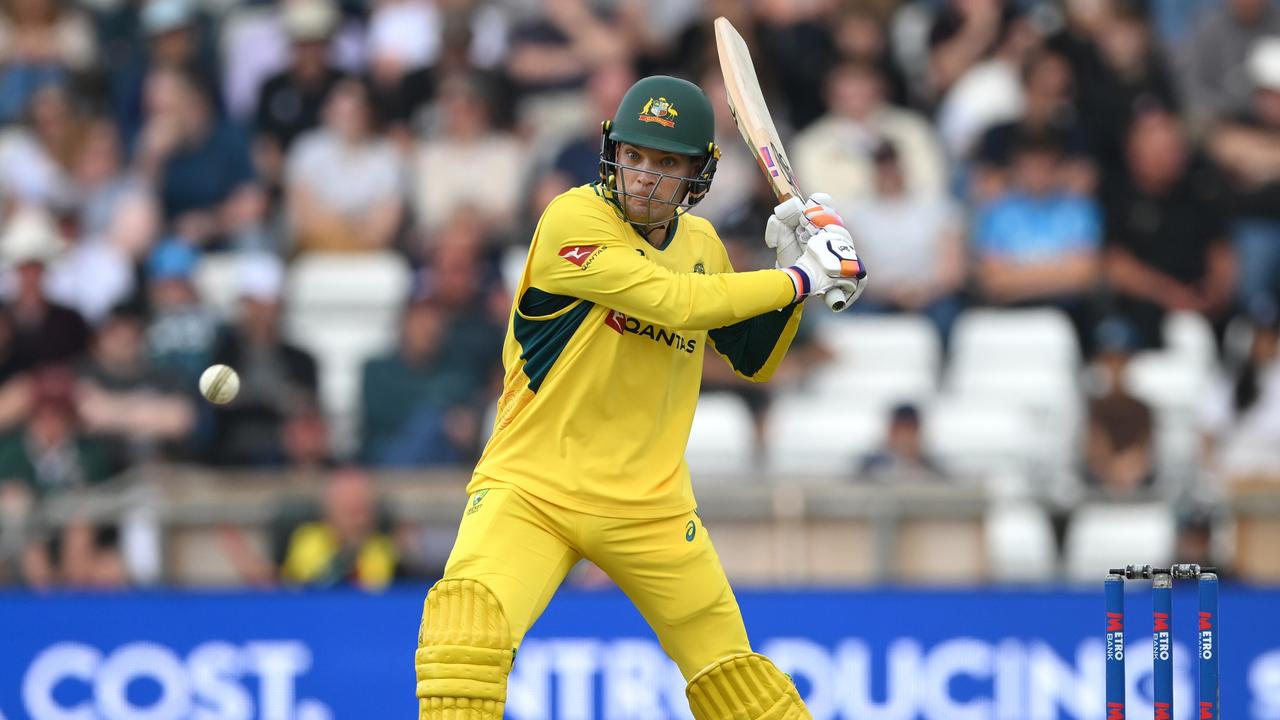 Australian wicketkeeper Alex Carey seizes chance to create fresh selection quandary