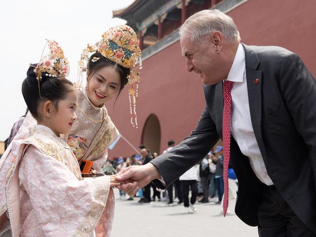 12/05/2023 Senator the Honourable Don Farrell, Minister for Trade and Tourism, tours the Forbidden City in Beijing as a guest of the Chinese Ministry of Commerce. Credit: DFAT Michael Godfrey