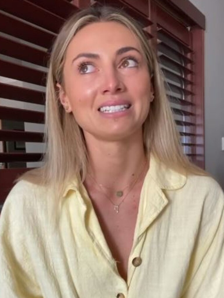 She broke down in a video explaining how she now ‘cringes’ when she thinks about how she disregarded sun safety. Picture: Instagram/OceanaStrachan