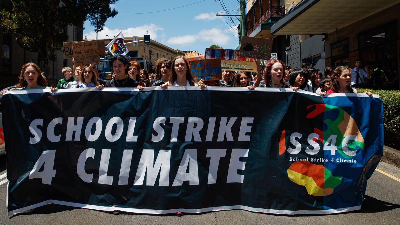 Mr Bandt will praise protesters, making mention of school students who’ve protested for climate change in previous weeks. Picture: NCA NewsWire / Nikki Short