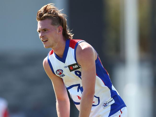 MELBOURNE, AUSTRALIA - MARCH 24: Noah Anderson of the Oakleigh Chargers runs with the ball during the 2019 AFL NAB League round 01 match between the Eastern Ranges and the Oakleigh Chargers at RSEA Park on March 24, 2019 in Melbourne, Australia. (Photo by Scott Barbour/AFL Photos)