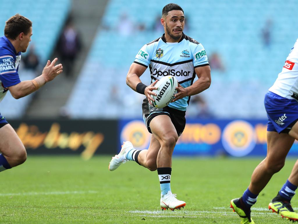 NRL 2020: Cronulla Sharks the big losers in Valentine Holmes' return