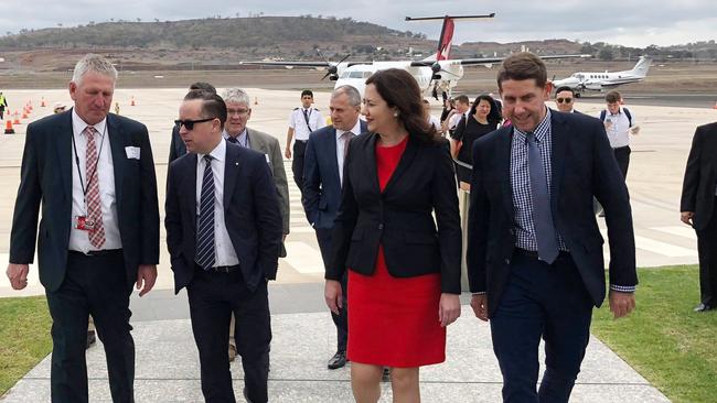 Denis Wagner, Qantas CEO Alan Joyce, Queensland Premier Annastacia Palaszczuk and Queensland’s Minister for State Development announcing the first Qantas Pilot Training Academy will be located at Toowoomba’s Wellcamp Airport.