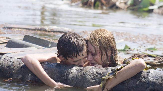 Naomi Watts and Tom Holland in The Impossible.